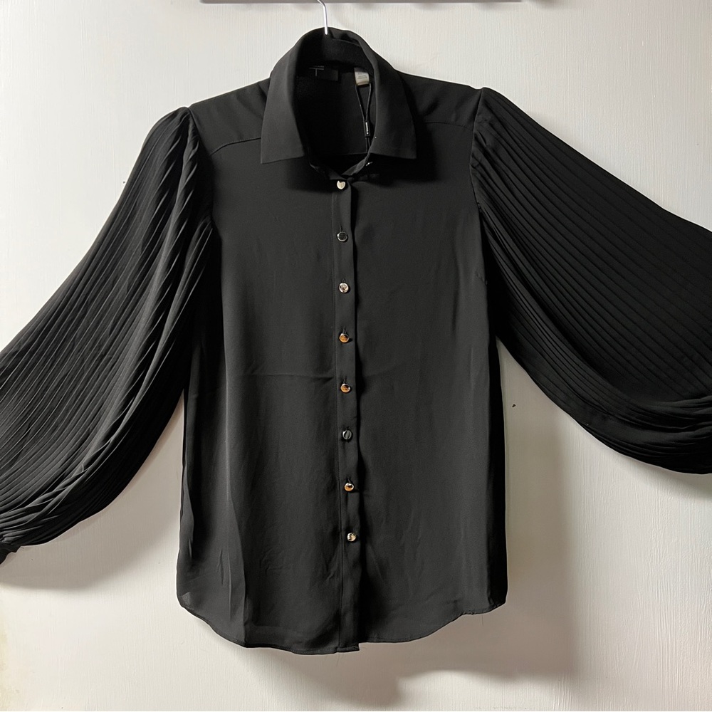 Tahari Blouse with Balloon Sleeve Details Size XS